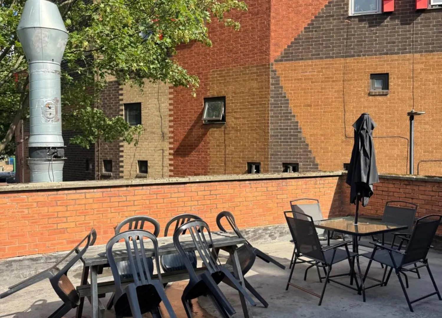 The Bake Apartment - 5 Bedroom Large Apartment Sleeps Up To 16 Person Newcastle upon Tyne
